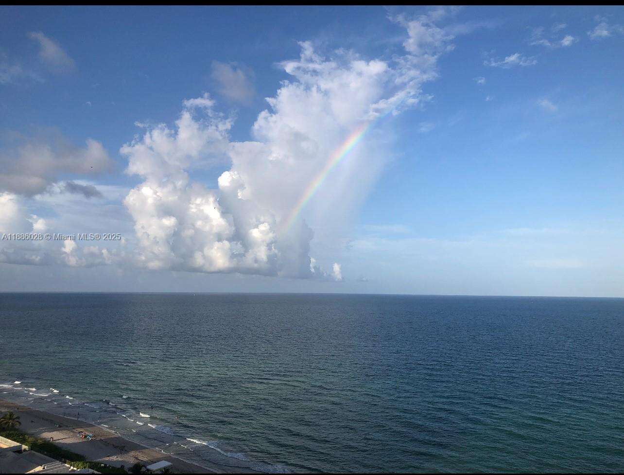 2080 Ocean Dr, Hallandale Beach, FL 33009 - For Rent photo 10
