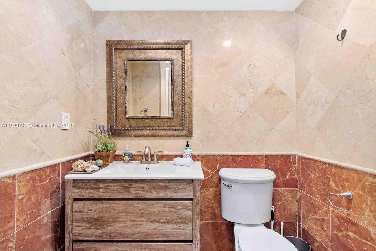 The Tides at 3901 Ocean Dr, Hollywood, FL 33019 - For Rent photo 17
