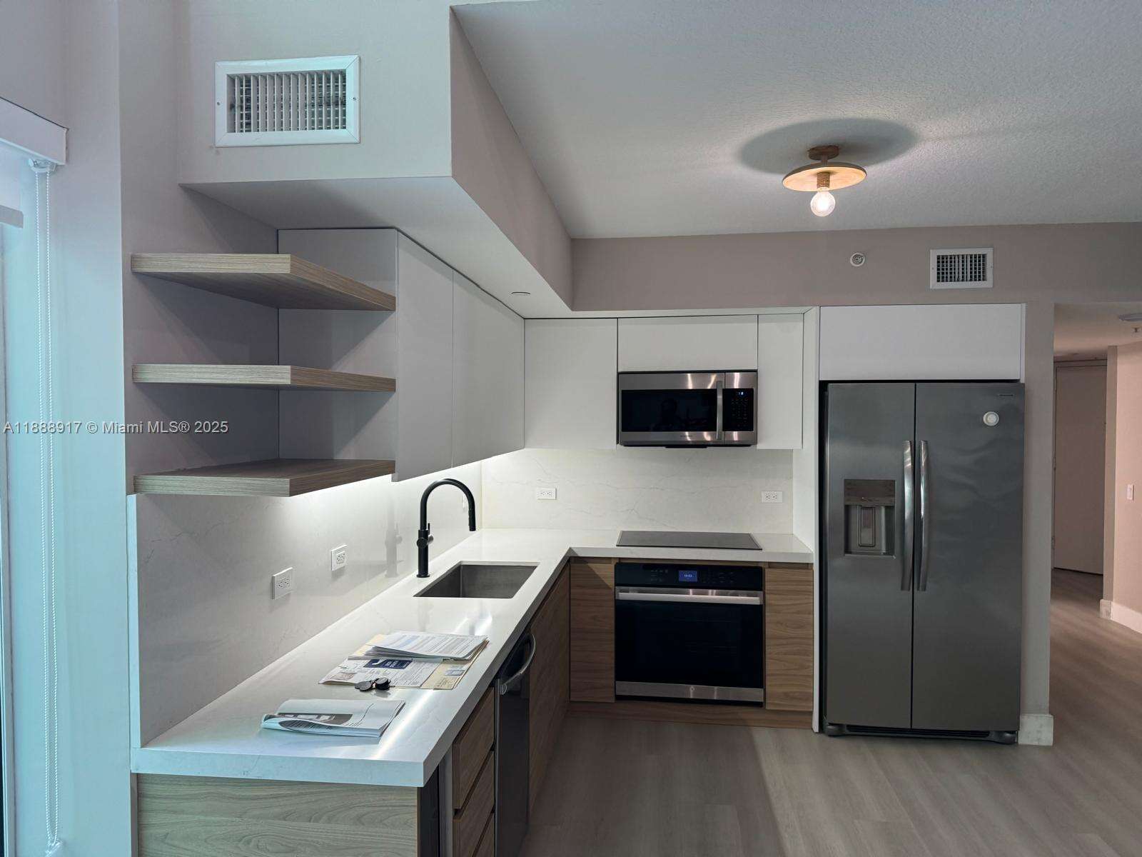 Brickell On The River at 41 5 St, Miami, FL 33131 - For Rent photo 13