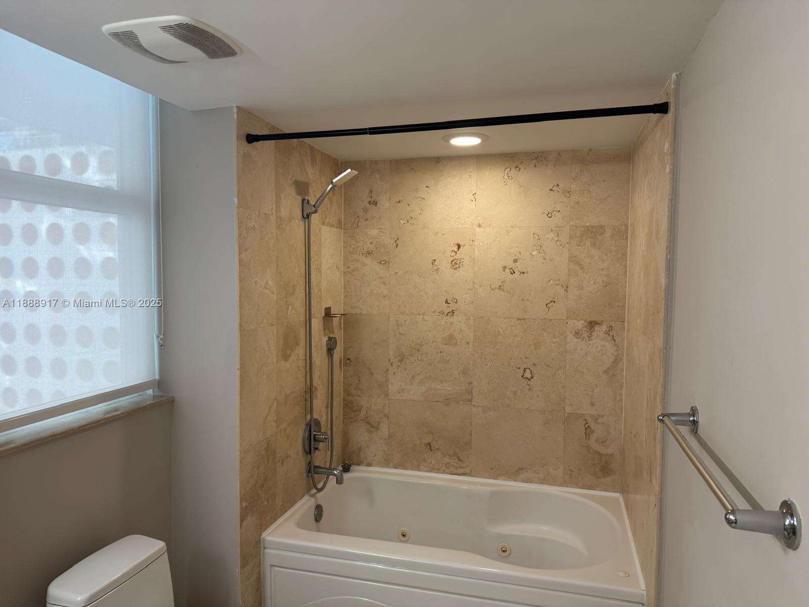 Brickell On The River at 41 5 St, Miami, FL 33131 - For Rent photo 20