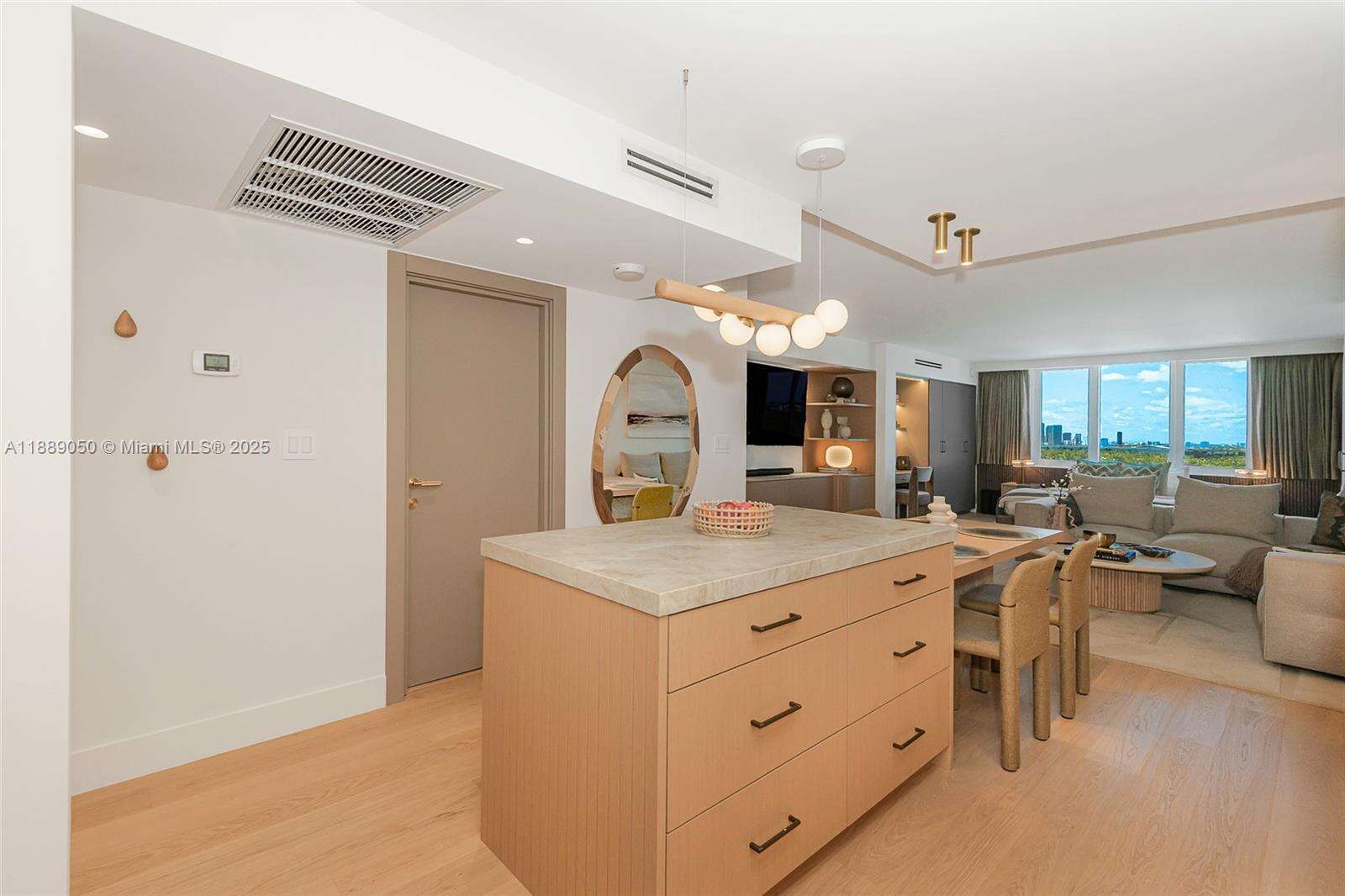 Roney Palace at 2301 Collins Ave, Miami Beach, FL 33139 - For Rent photo 25