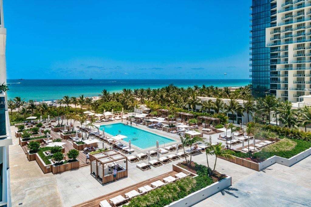 Roney Palace at 2301 Collins Ave, Miami Beach, FL 33139 - For Rent photo 34