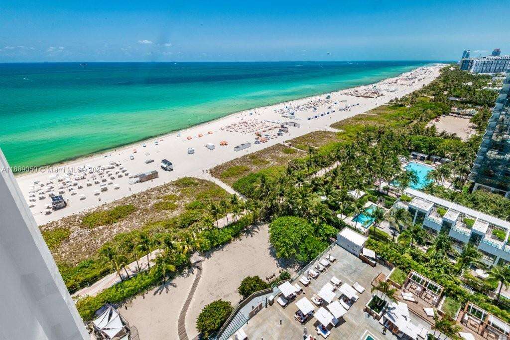 Roney Palace at 2301 Collins Ave, Miami Beach, FL 33139 - For Rent photo 37