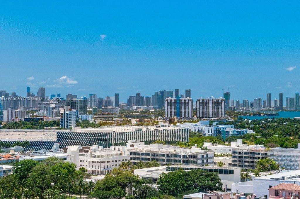 Roney Palace at 2301 Collins Ave, Miami Beach, FL 33139 - For Rent photo 39