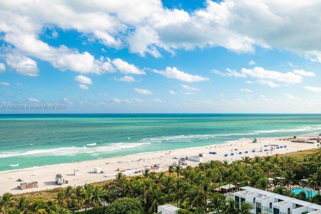 Roney Palace at 2301 Collins Ave, Miami Beach, FL 33139 - For Rent photo 42