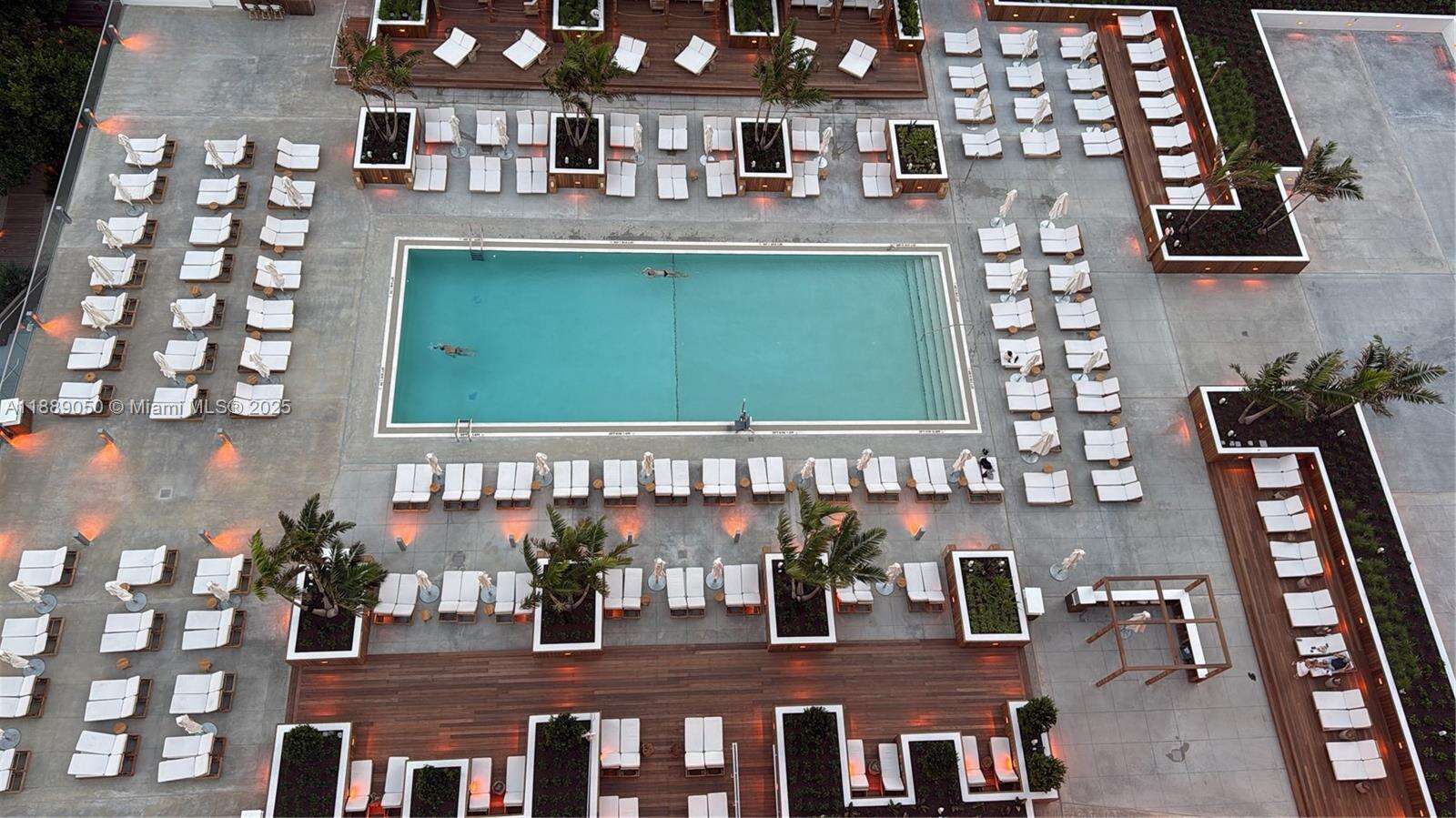 Roney Palace at 2301 Collins Ave, Miami Beach, FL 33139 - For Rent photo 46