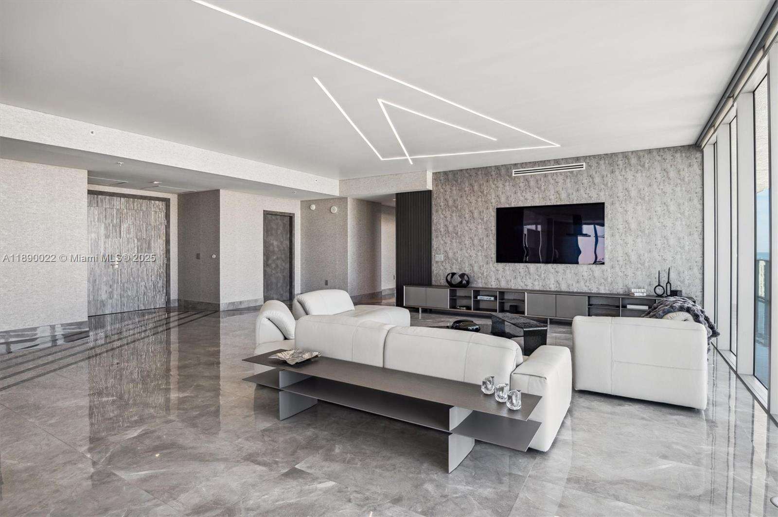 Parque Towers at 330 Sunny Isles Blvd, Sunny Isles Beach, FL 33160 - For Rent photo 3