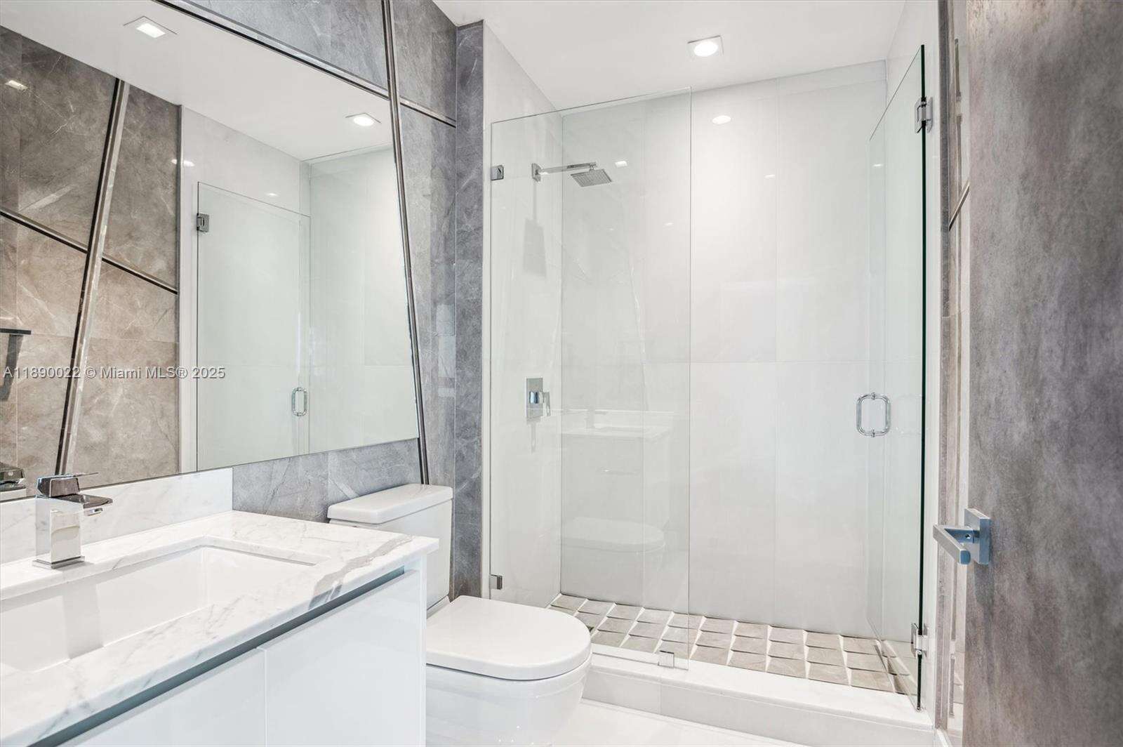 Parque Towers at 330 Sunny Isles Blvd, Sunny Isles Beach, FL 33160 - For Rent photo 36