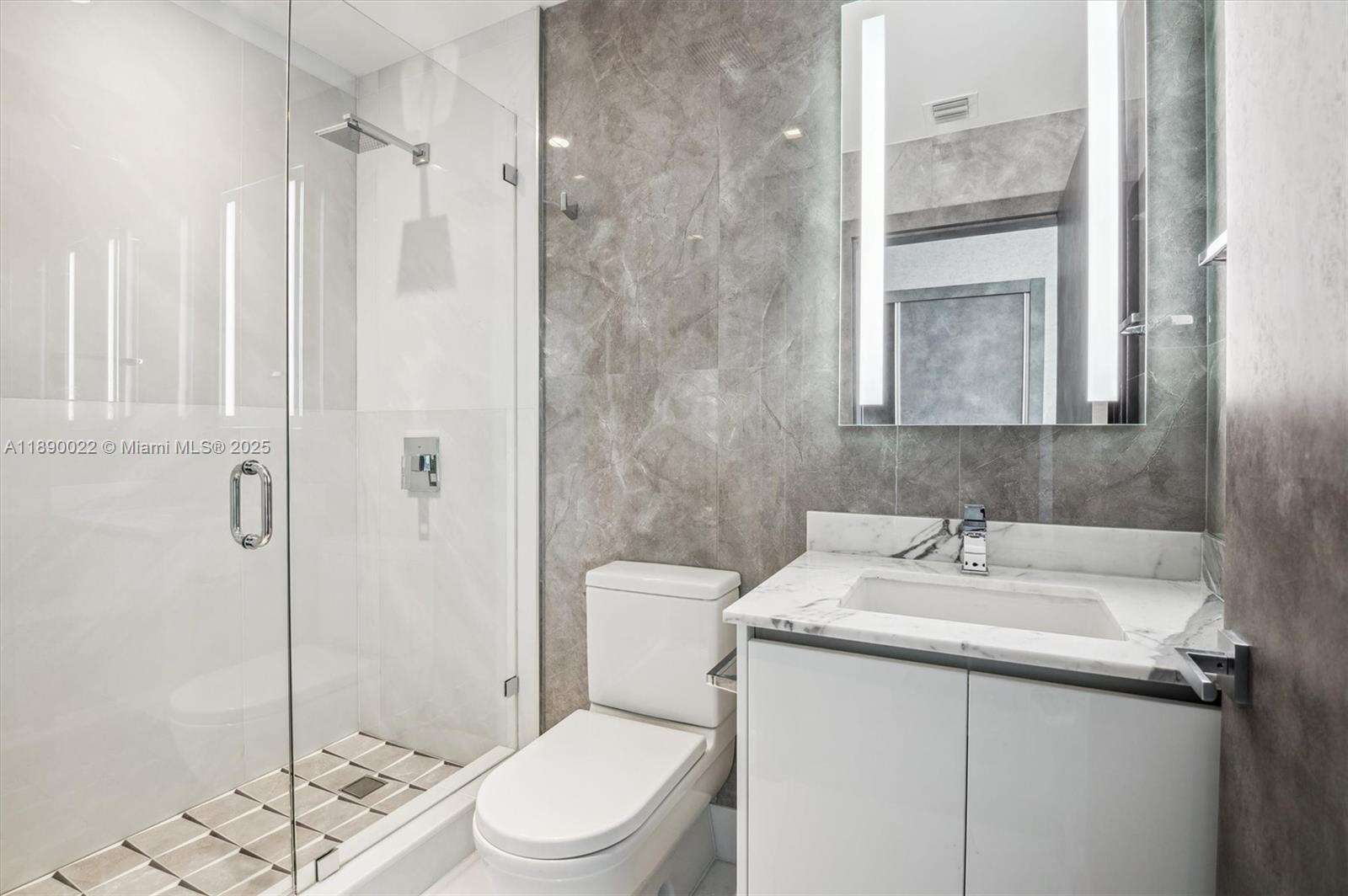 Parque Towers at 330 Sunny Isles Blvd, Sunny Isles Beach, FL 33160 - For Rent photo 39