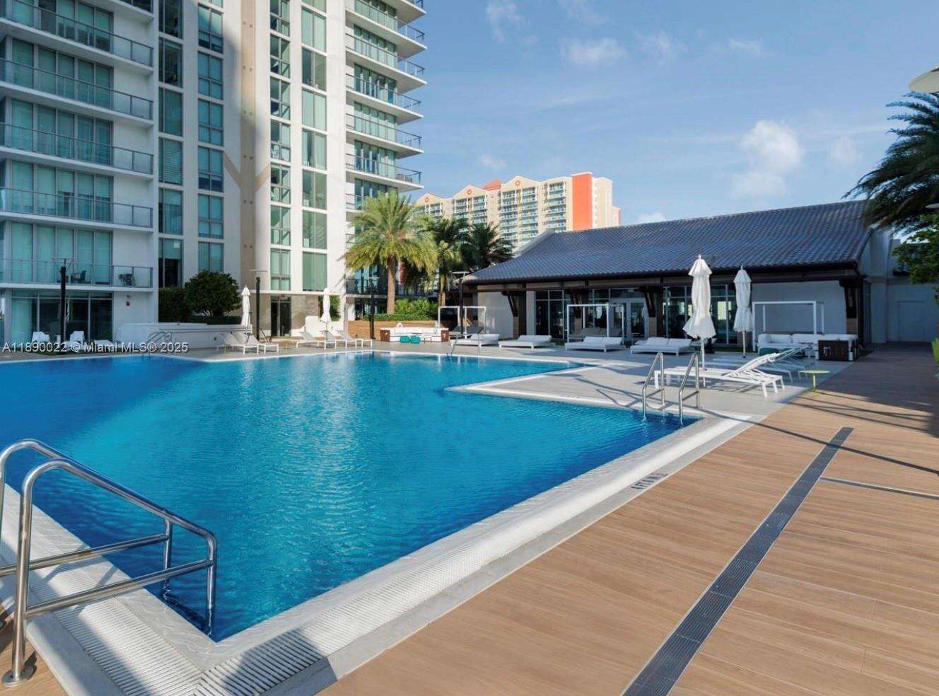 Parque Towers at 330 Sunny Isles Blvd, Sunny Isles Beach, FL 33160 - For Rent photo 62
