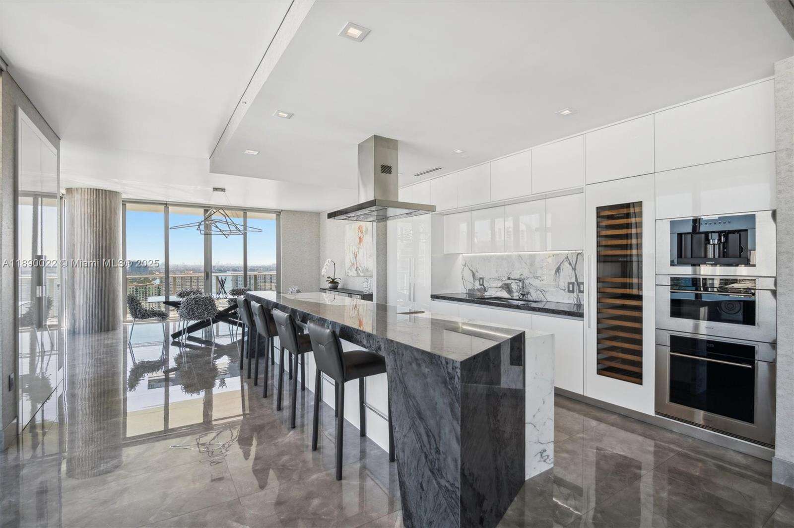 Parque Towers at 330 Sunny Isles Blvd, Sunny Isles Beach, FL 33160 - For Rent photo 10