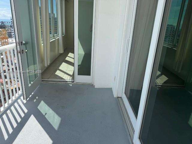 The Carriage House at 5401 Collins Ave, Miami Beach, FL 33140 - For Rent photo 27