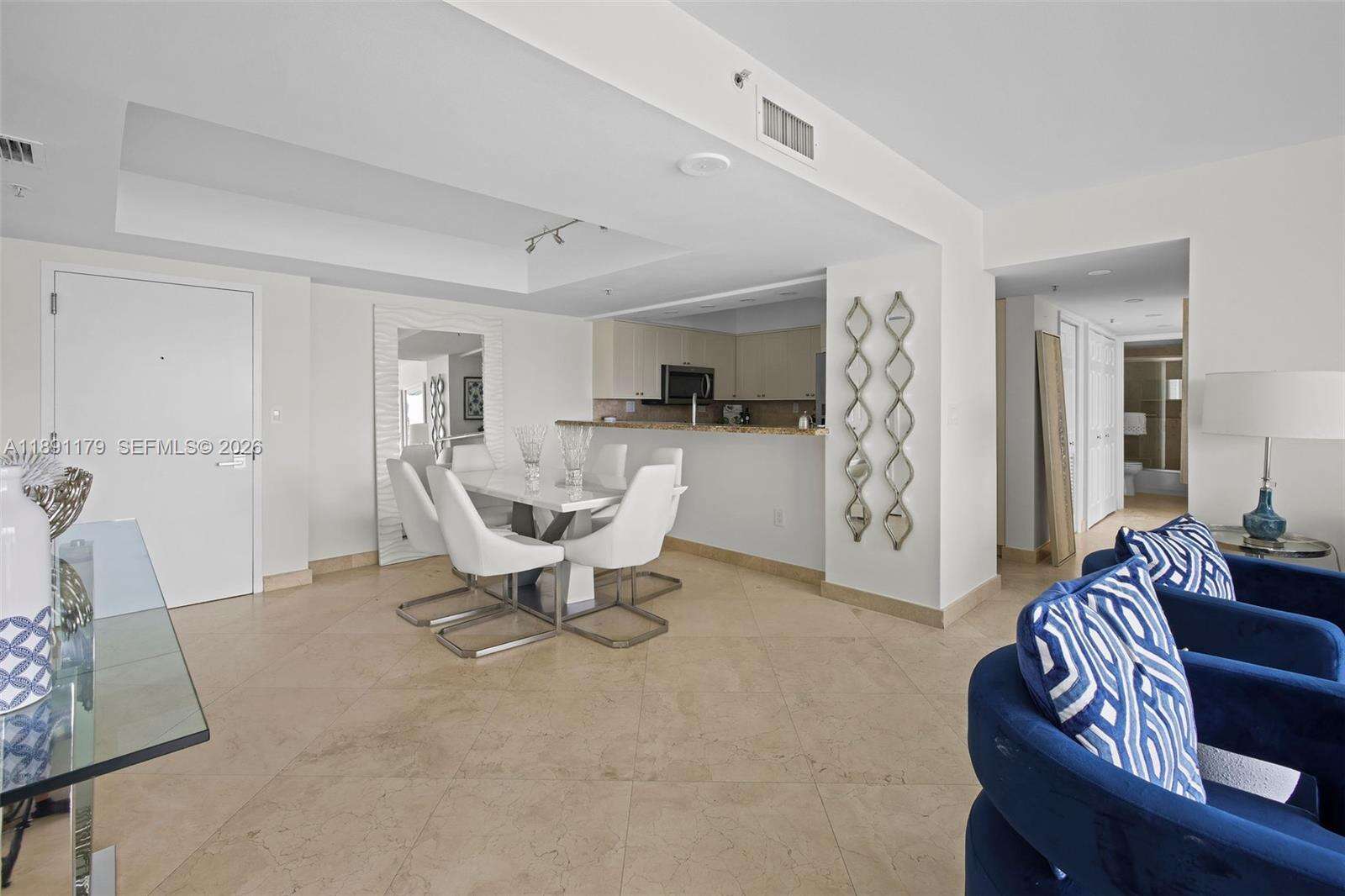 The Floridian at 650 W Ave, Miami Beach, FL 33139 - For Rent photo 13
