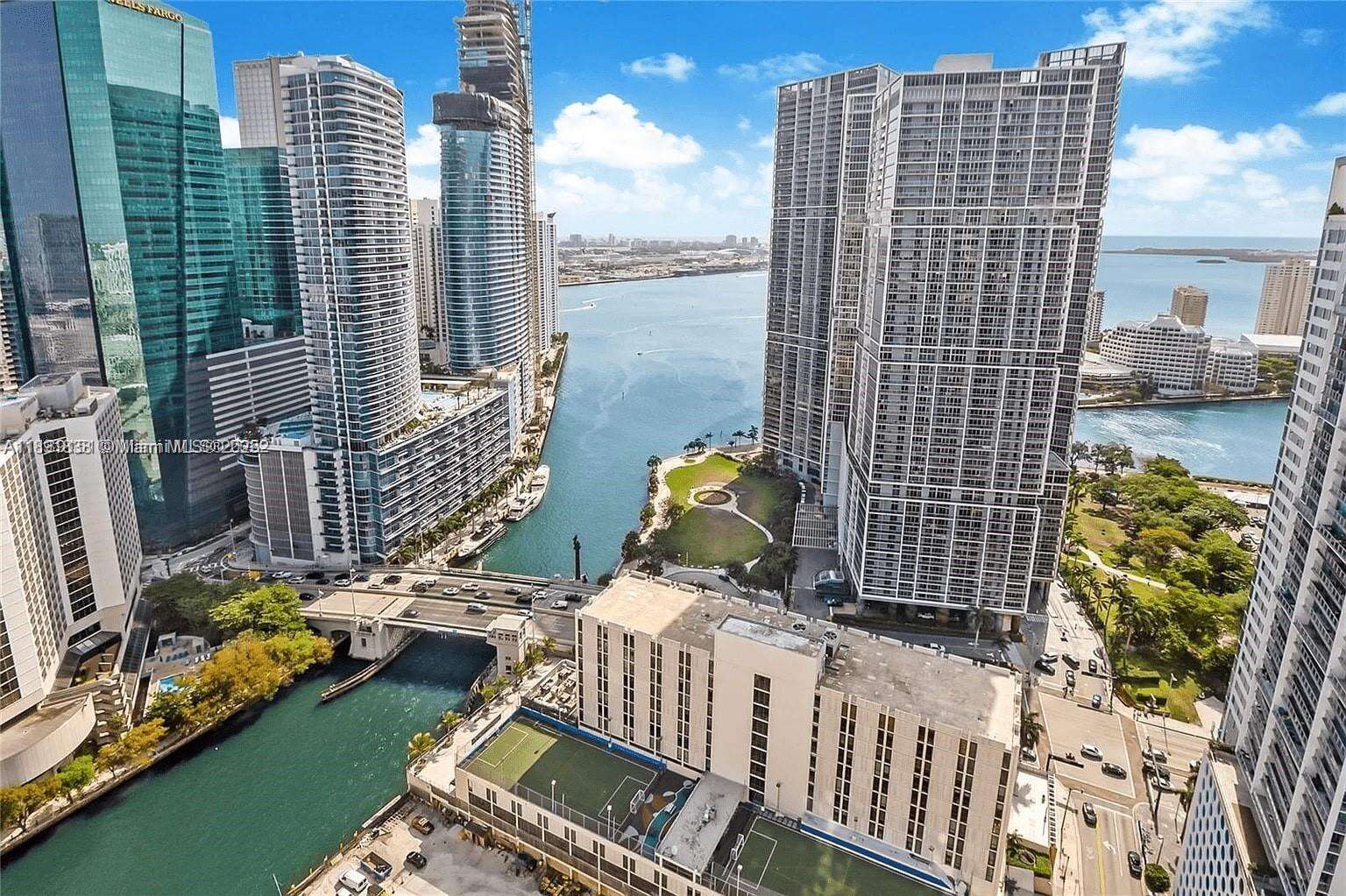 Brickell On The River at 41 5th St, Miami, FL 33131 - For Rent photo 43