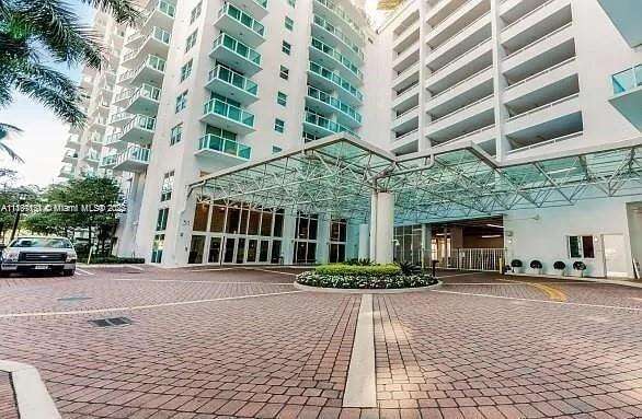 Brickell On The River at 41 5th St, Miami, FL 33131 - For Rent photo 44