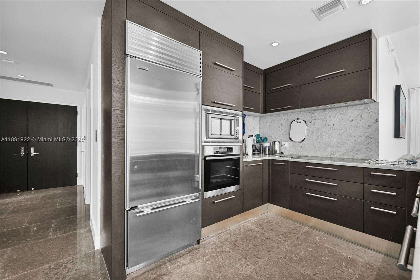 900 Biscayne at 900 Biscayne Blvd, Miami, FL 33132 - For Rent photo 16