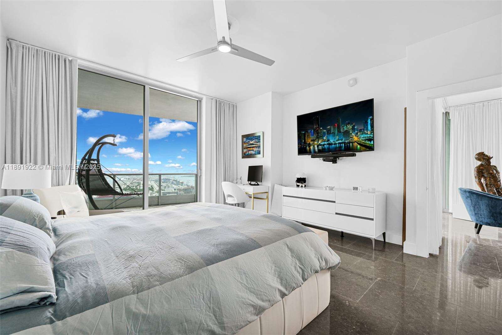 900 Biscayne at 900 Biscayne Blvd, Miami, FL 33132 - For Rent photo 24