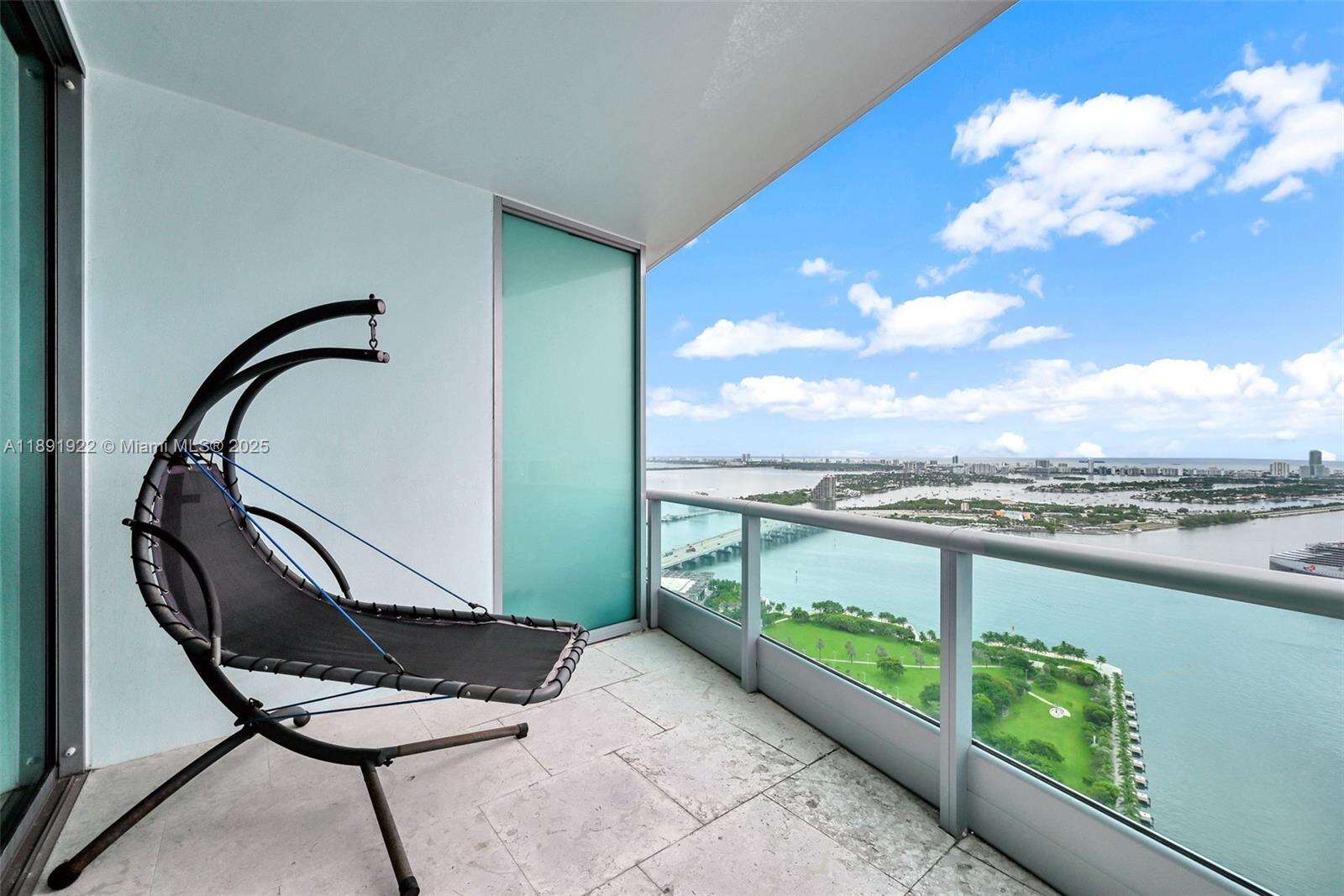 900 Biscayne at 900 Biscayne Blvd, Miami, FL 33132 - For Rent photo 5
