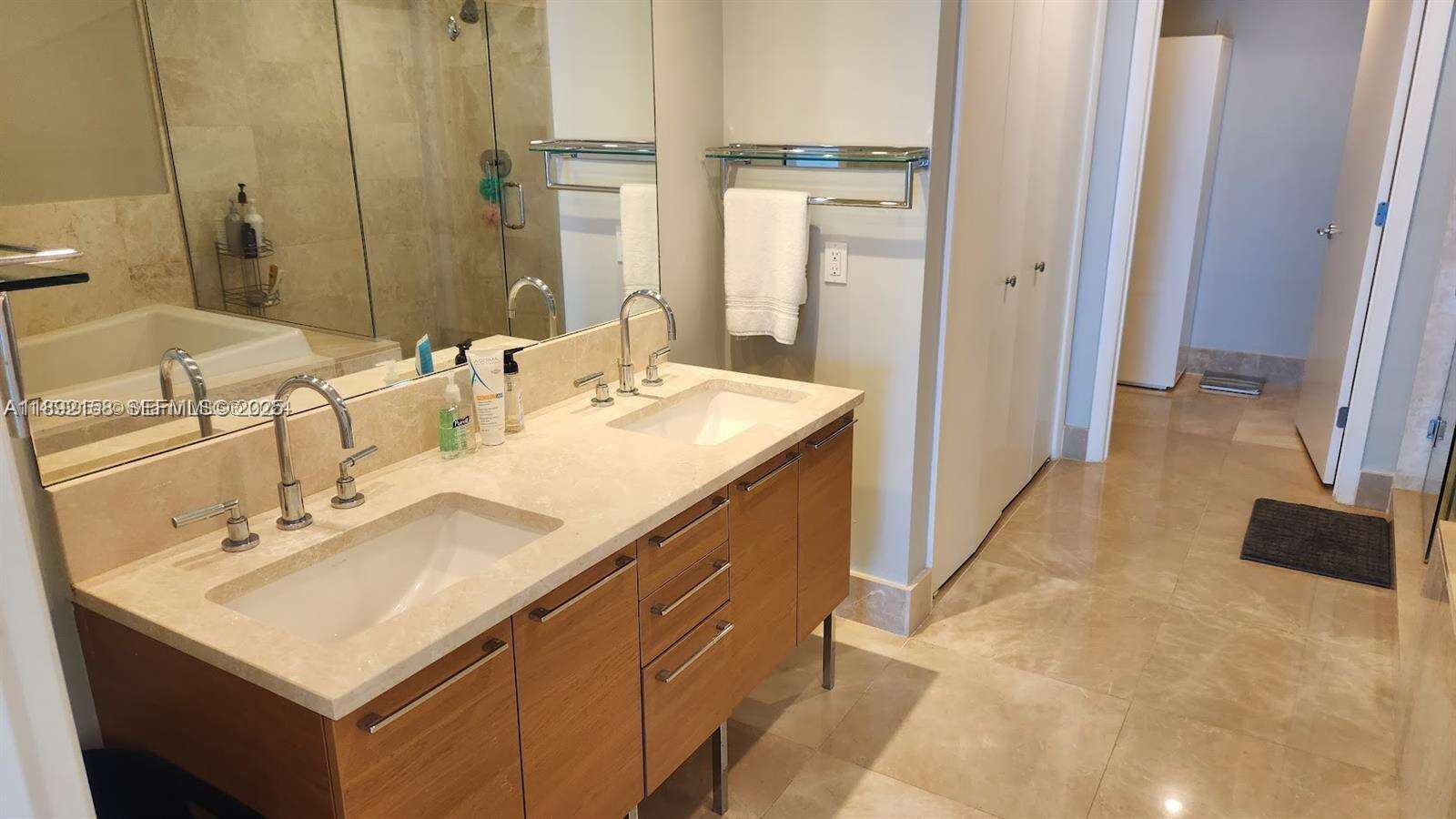 Jade Beach at 17001 Collins Ave, Sunny Isles Beach, FL 33160 - For Rent photo 20