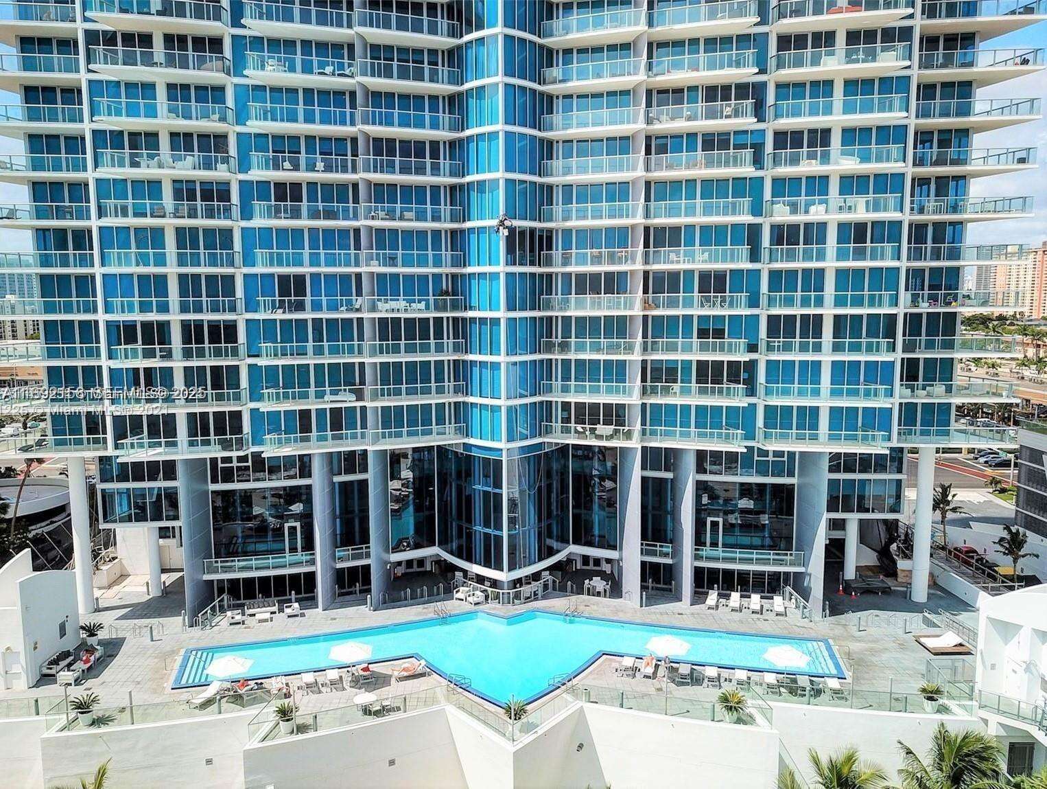 Jade Beach at 17001 Collins Ave, Sunny Isles Beach, FL 33160 - For Rent photo 3