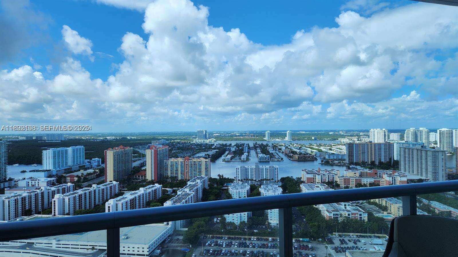 Jade Beach at 17001 Collins Ave, Sunny Isles Beach, FL 33160 - For Rent photo 4