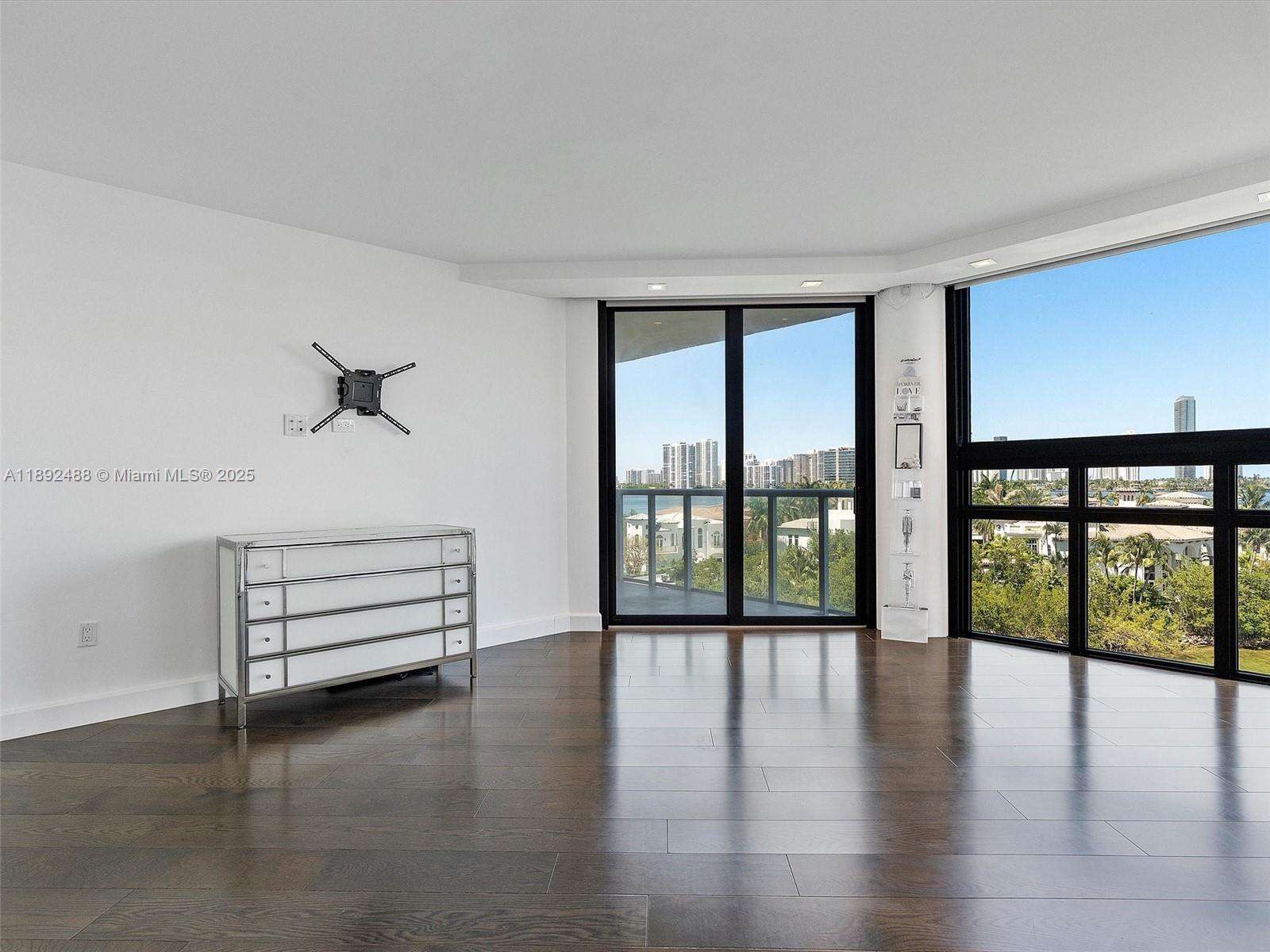 4000 Williams Island at 4000 Island Blvd, Aventura, FL 33160 - For Rent photo 25
