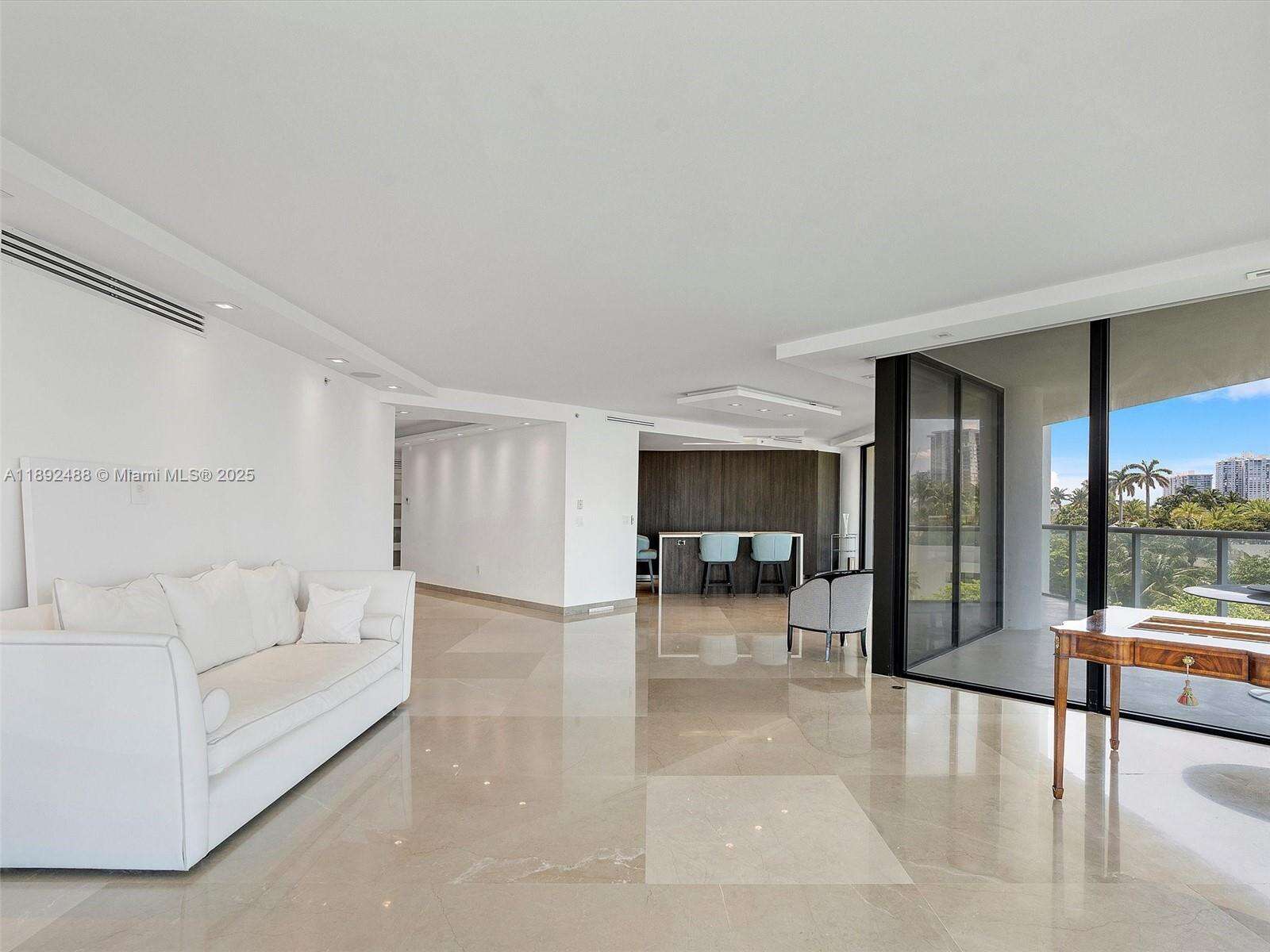 4000 Williams Island at 4000 Island Blvd, Aventura, FL 33160 - For Rent photo 8