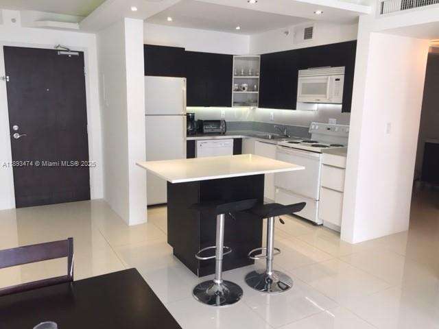 Flamingo South Beach at 1500 Bay Rd, Miami Beach, FL 33139 - For Rent photo 2