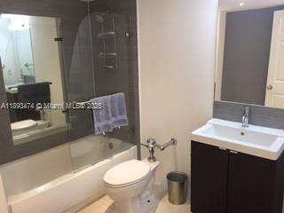 Flamingo South Beach at 1500 Bay Rd, Miami Beach, FL 33139 - For Rent photo 7