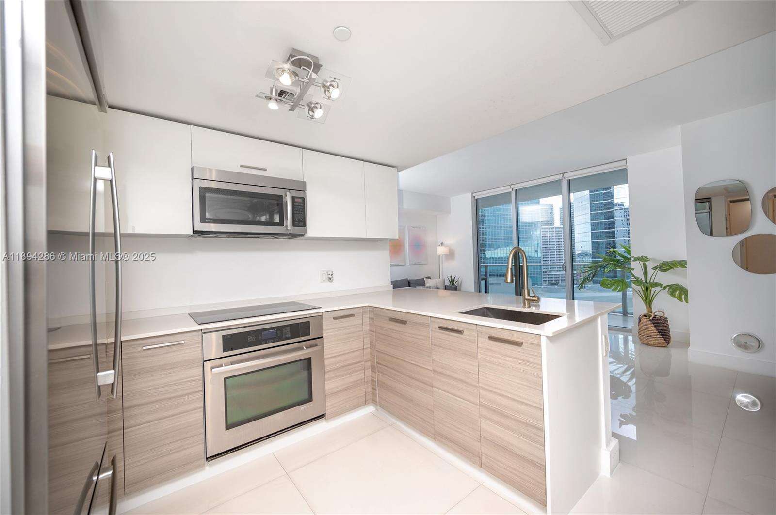 Brickell House at 1300 Brickell Bay Dr, Miami, FL 33131 - For Rent photo 1