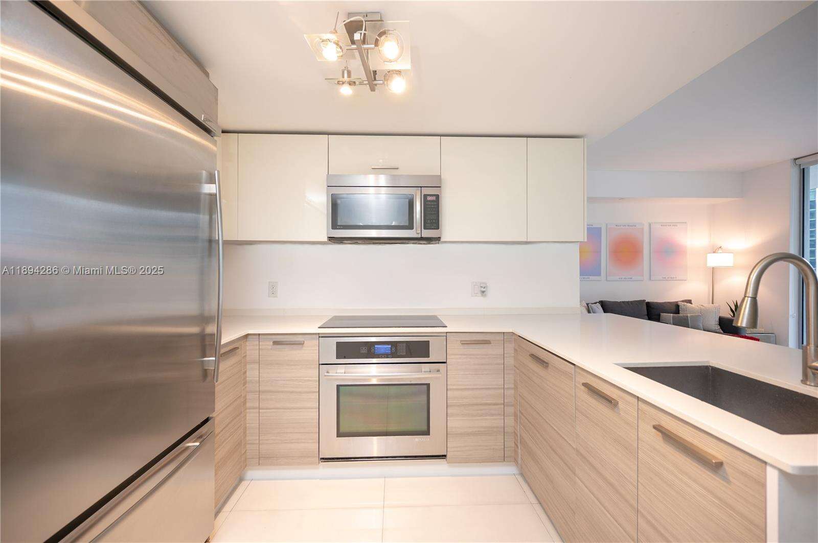 Brickell House at 1300 Brickell Bay Dr, Miami, FL 33131 - For Rent photo 3
