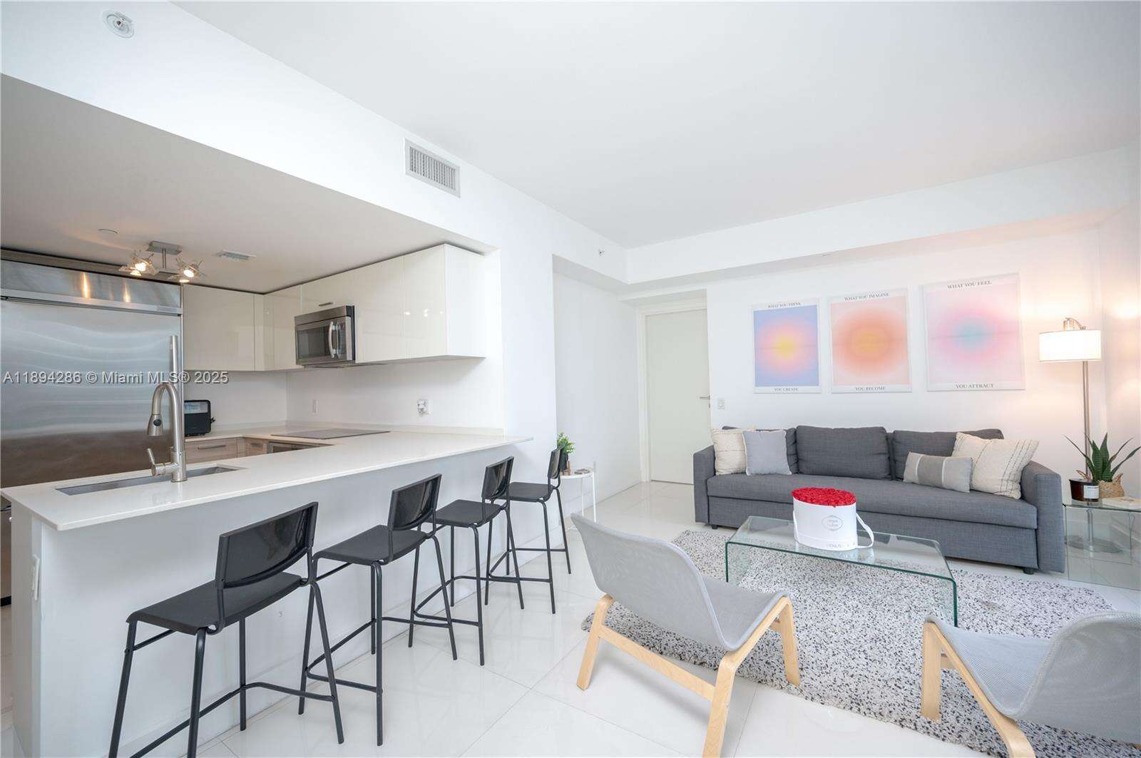 Brickell House at 1300 Brickell Bay Dr, Miami, FL 33131 - For Rent photo 5