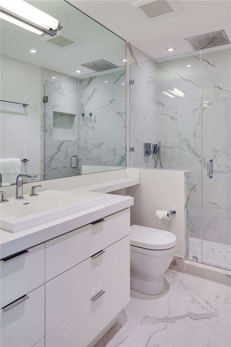 Seaside Village at 19222 Fisher Island Dr, Miami Beach, FL 33109 - For Rent photo 13