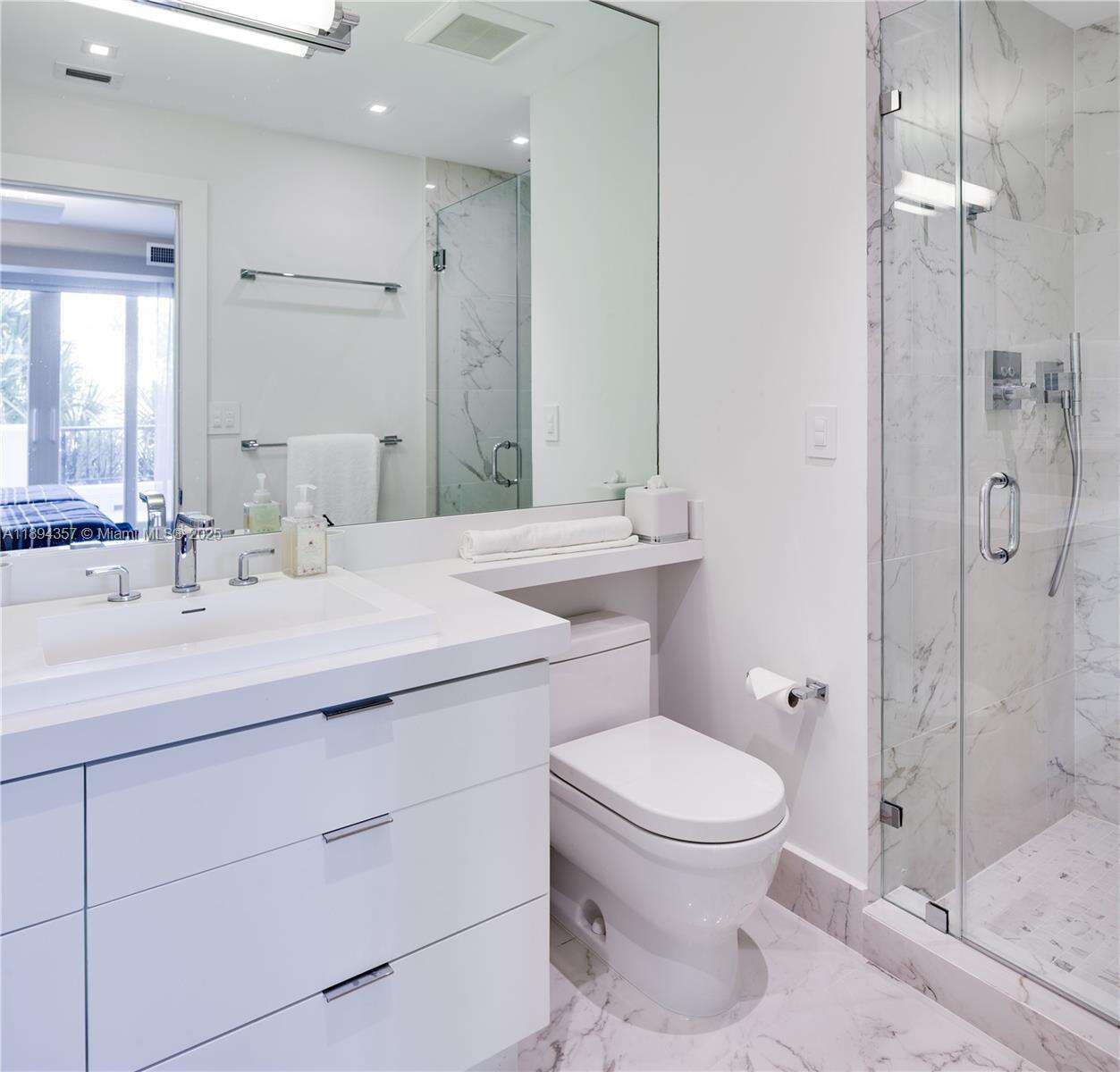 Seaside Village at 19222 Fisher Island Dr, Miami Beach, FL 33109 - For Rent photo 15