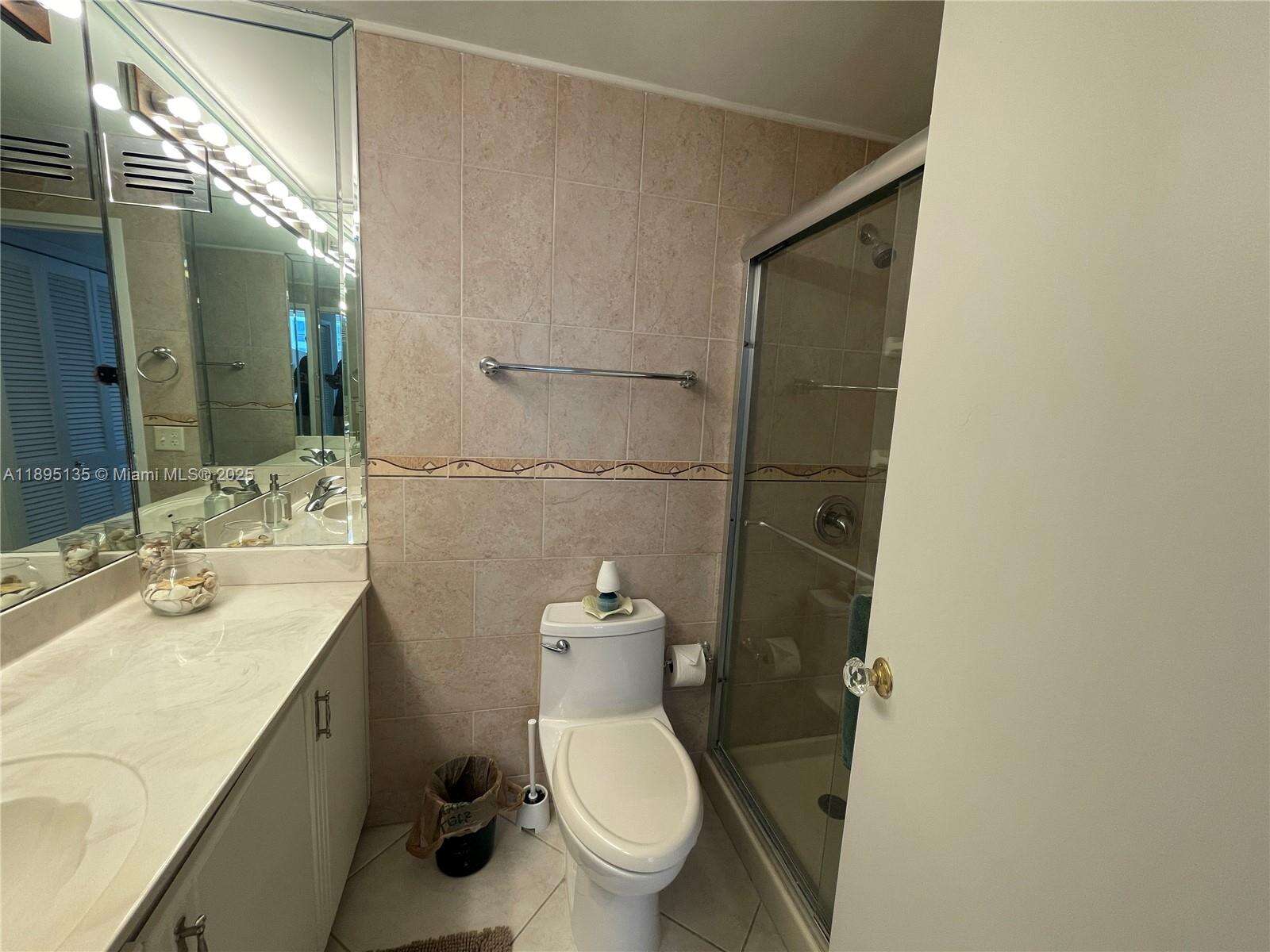Alexander Towers at 3505 Ocean Dr, Hollywood, FL 33019 - For Rent photo 7