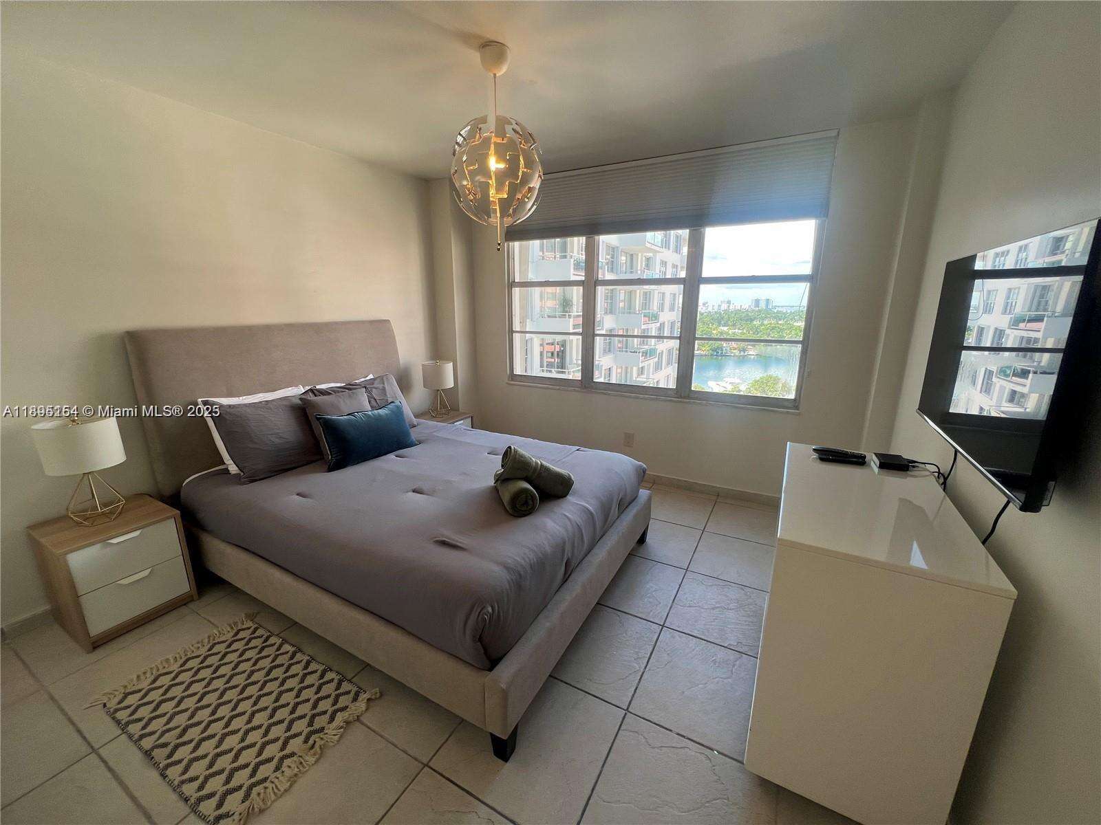 Seacoast 5151 at 5161 Collins Ave, Miami Beach, FL 33140 - For Rent photo 13
