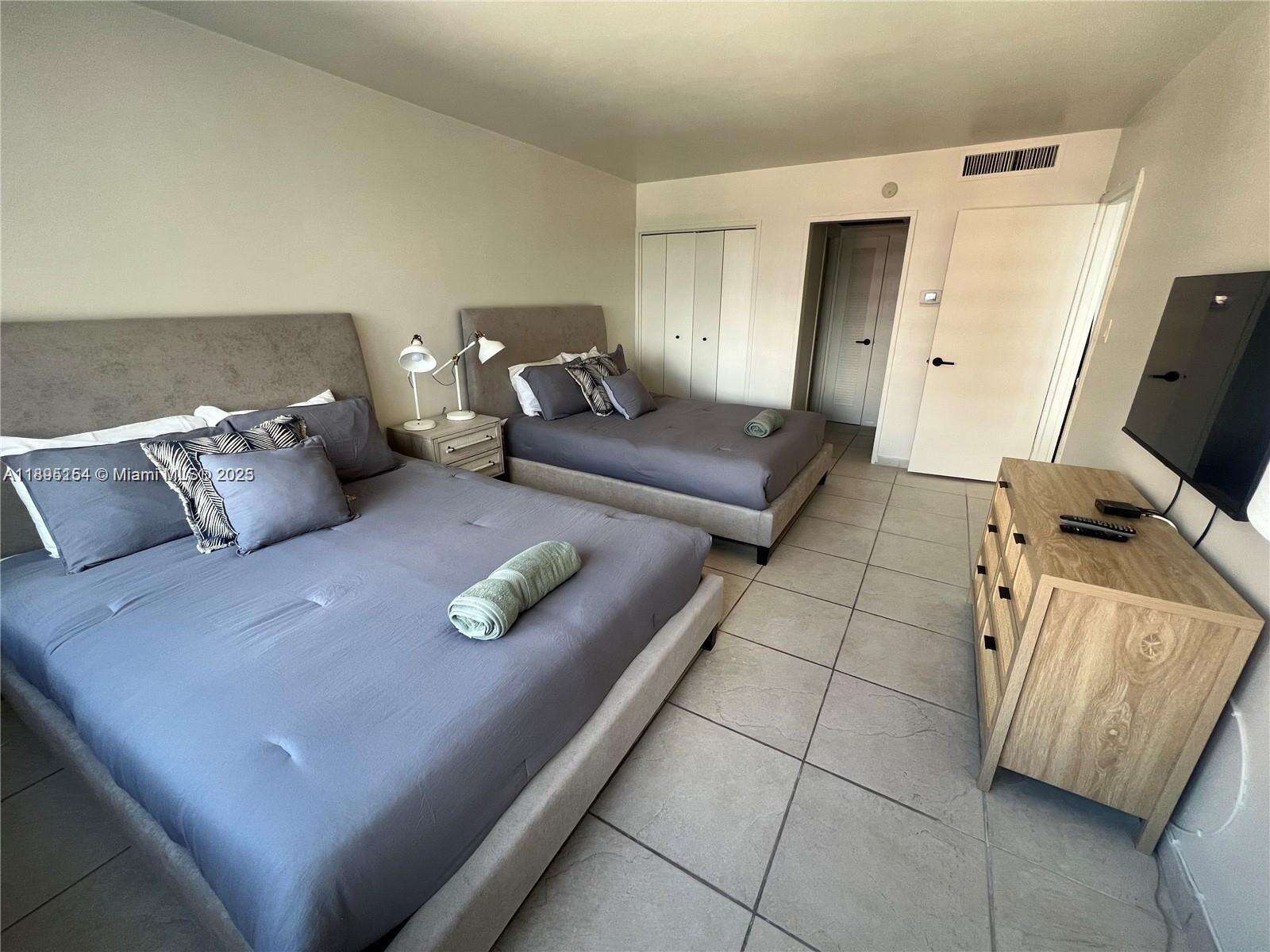 Seacoast 5151 at 5161 Collins Ave, Miami Beach, FL 33140 - For Rent photo 15
