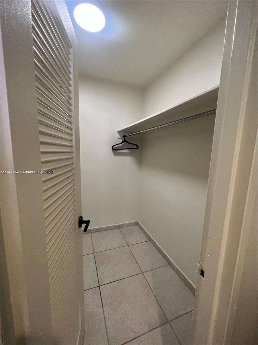 Seacoast 5151 at 5161 Collins Ave, Miami Beach, FL 33140 - For Rent photo 20