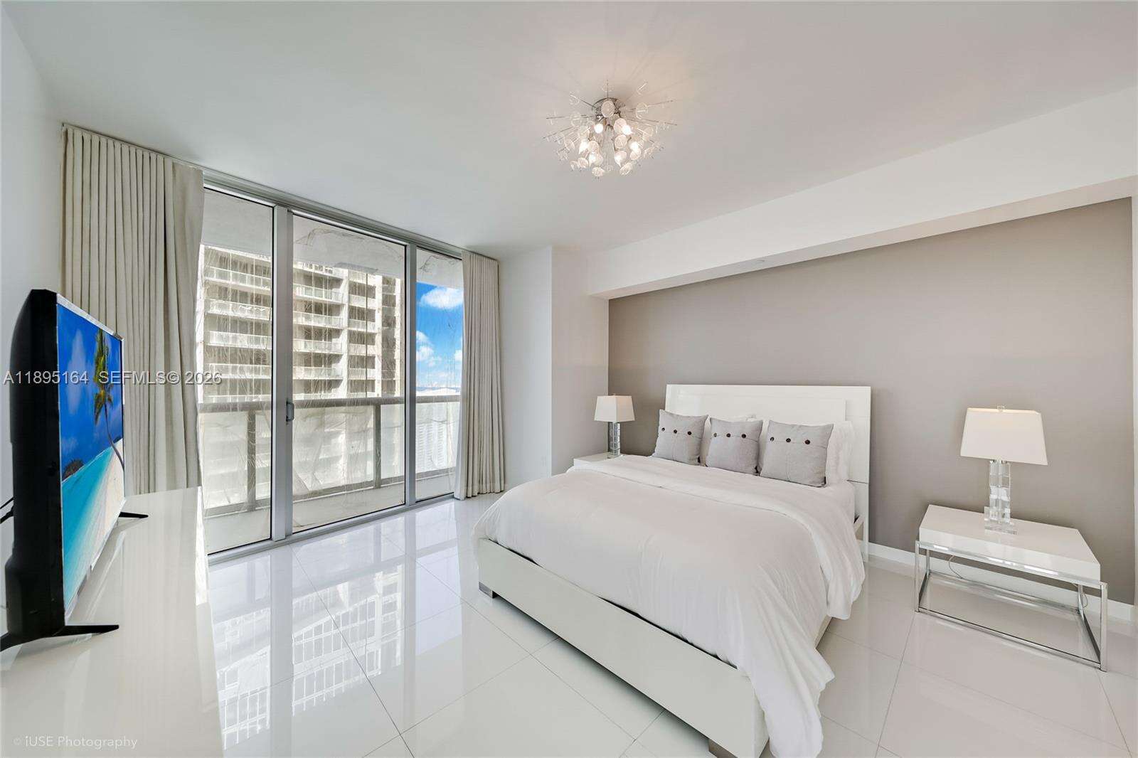 Icon Brickell 2 at 495 Brickell Ave, Miami, FL 33131 - For Rent photo 13