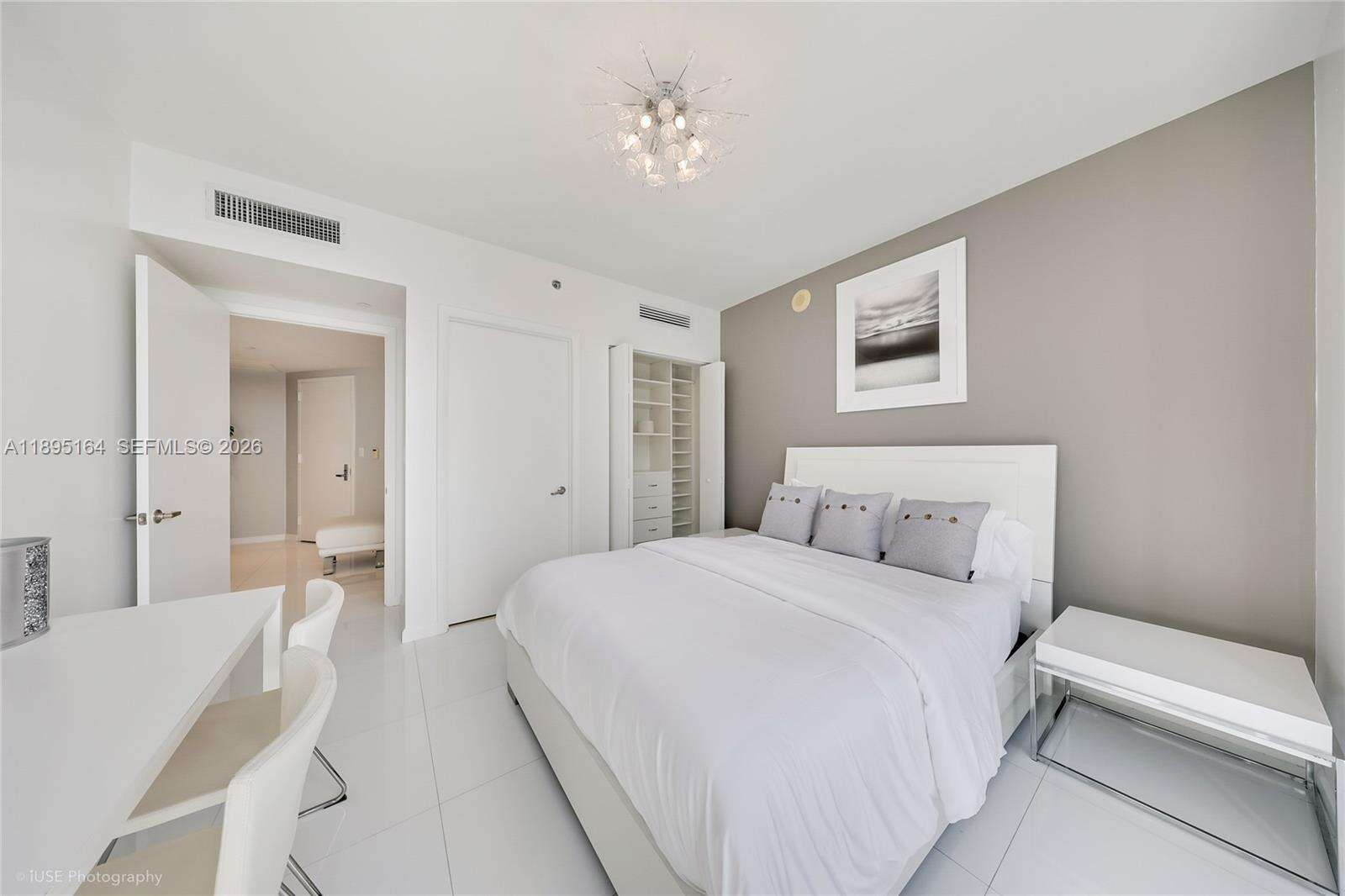 Icon Brickell 2 at 495 Brickell Ave, Miami, FL 33131 - For Rent photo 16
