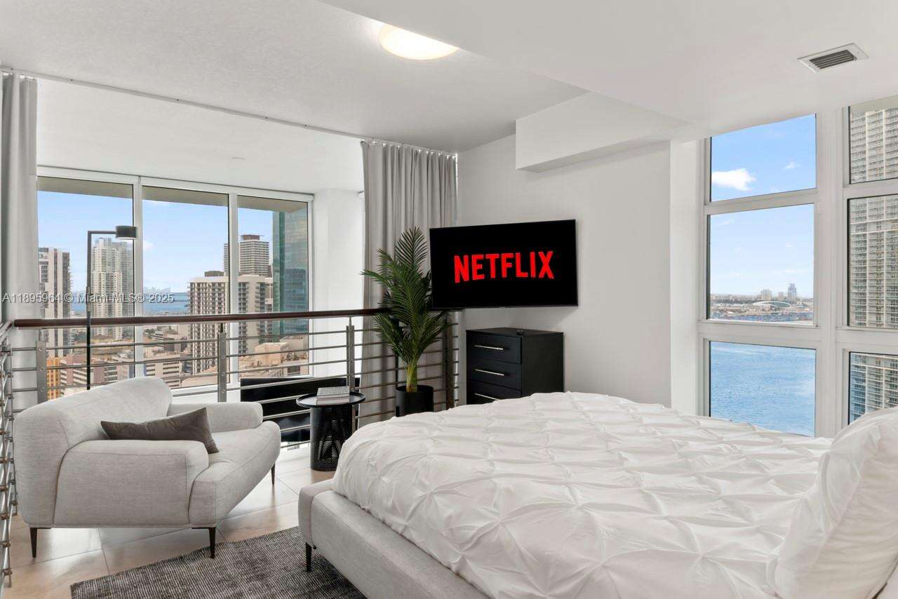 Brickell On The River at 41 5 St, Miami, FL 33131 - For Rent photo 14