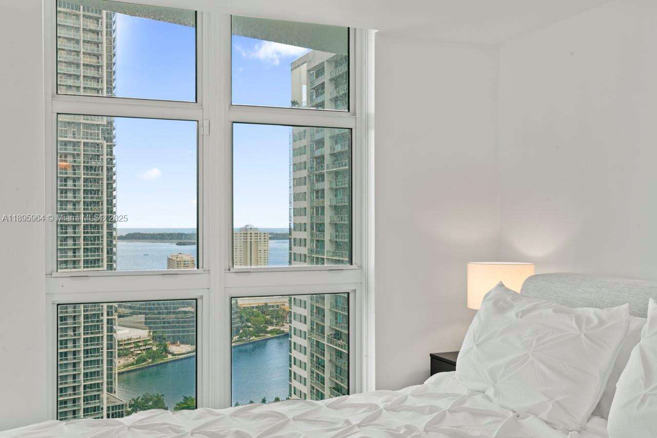 Brickell On The River at 41 5 St, Miami, FL 33131 - For Rent photo 18