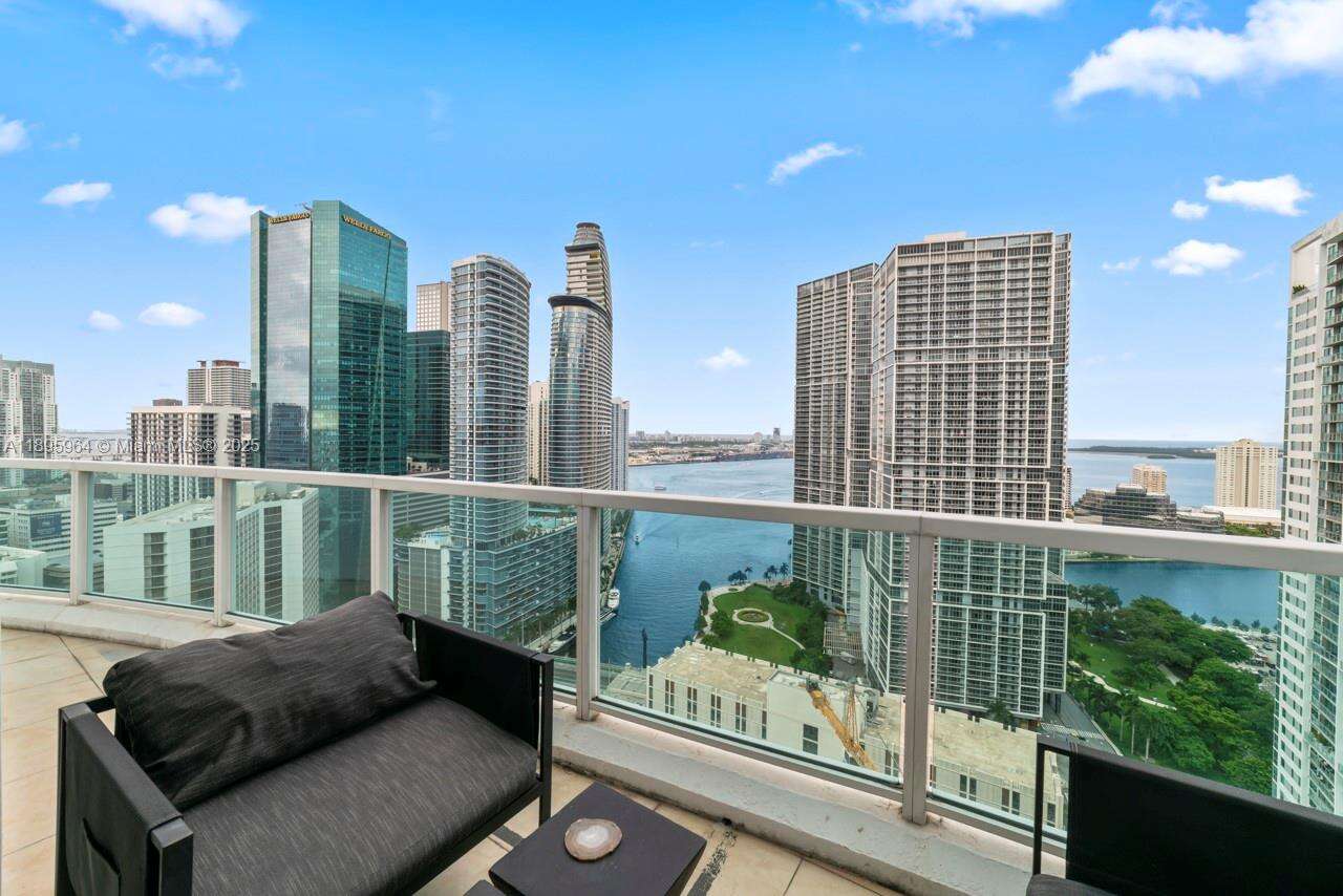 Brickell On The River at 41 5 St, Miami, FL 33131 - For Rent photo 22