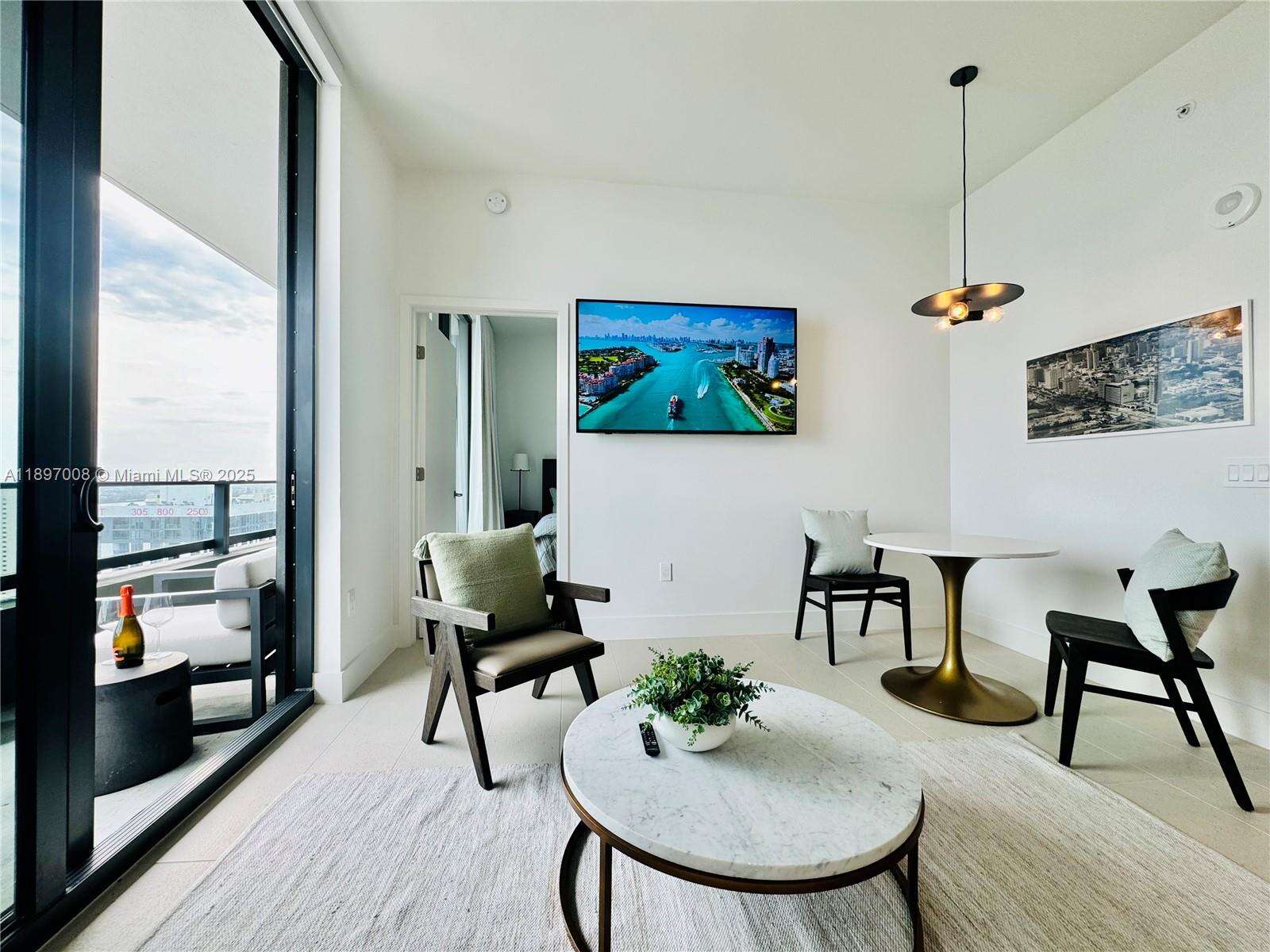 Natiivo | Gale Miami at 159 6 St, Miami, FL 33132 - For Rent photo 15