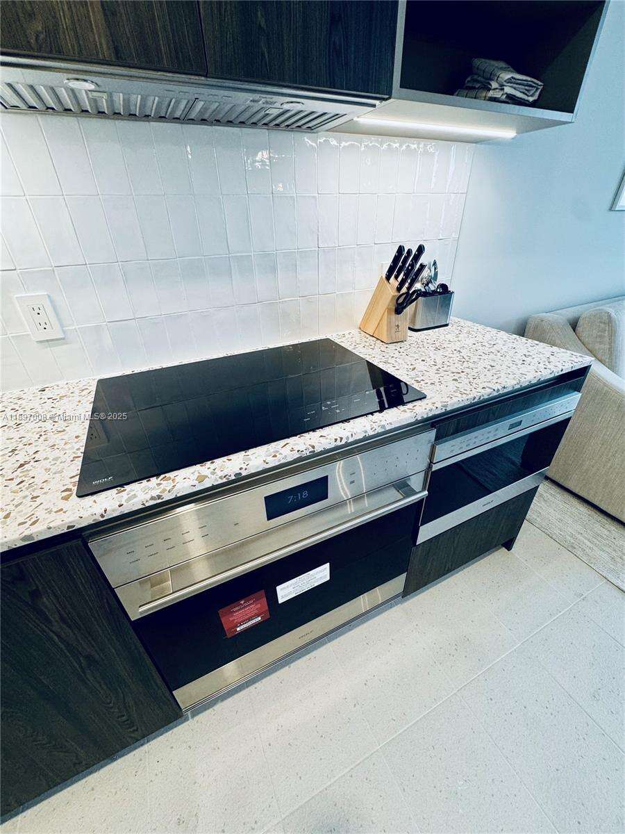 Natiivo | Gale Miami at 159 6 St, Miami, FL 33132 - For Rent photo 18