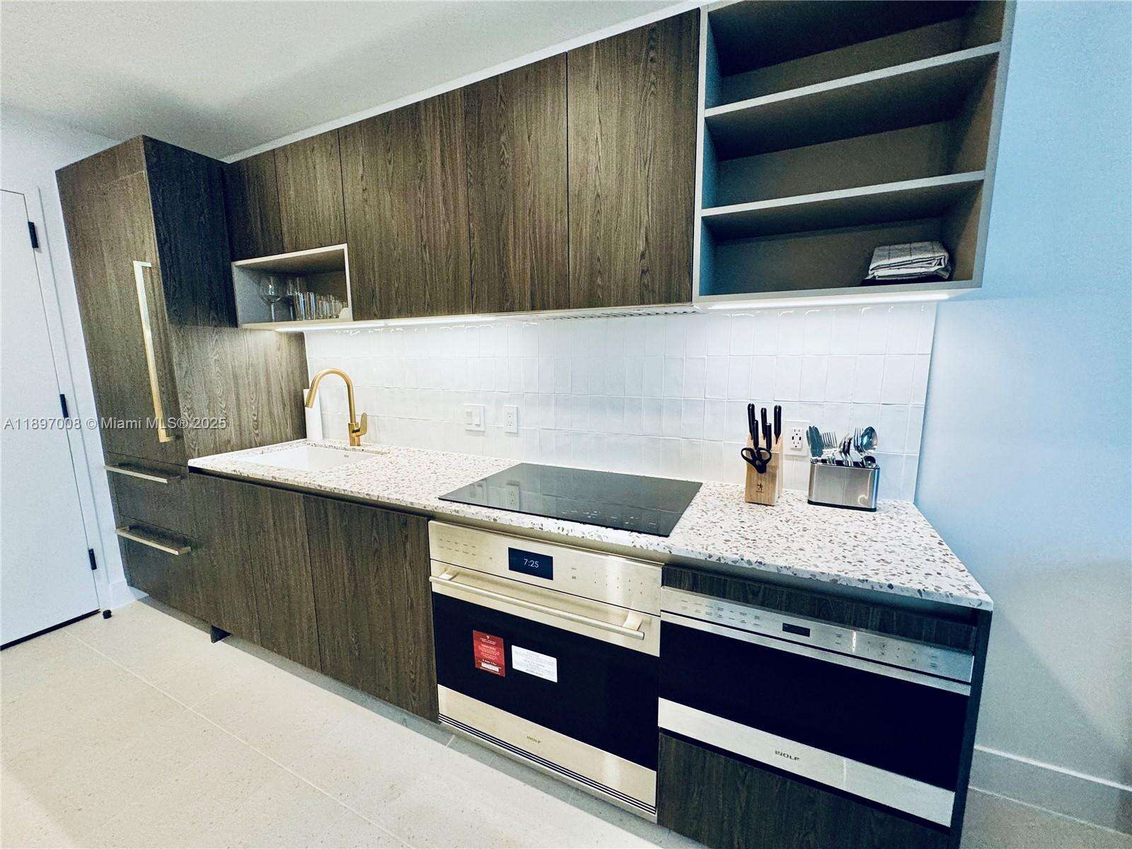 Natiivo | Gale Miami at 159 6 St, Miami, FL 33132 - For Rent photo 19
