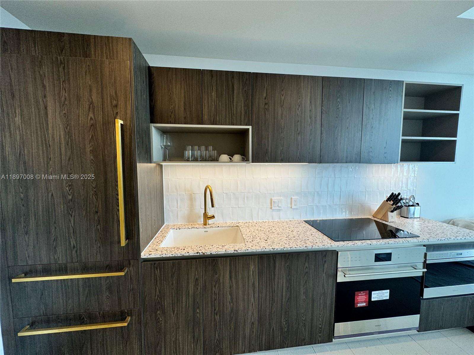 Natiivo | Gale Miami at 159 6 St, Miami, FL 33132 - For Rent photo 20
