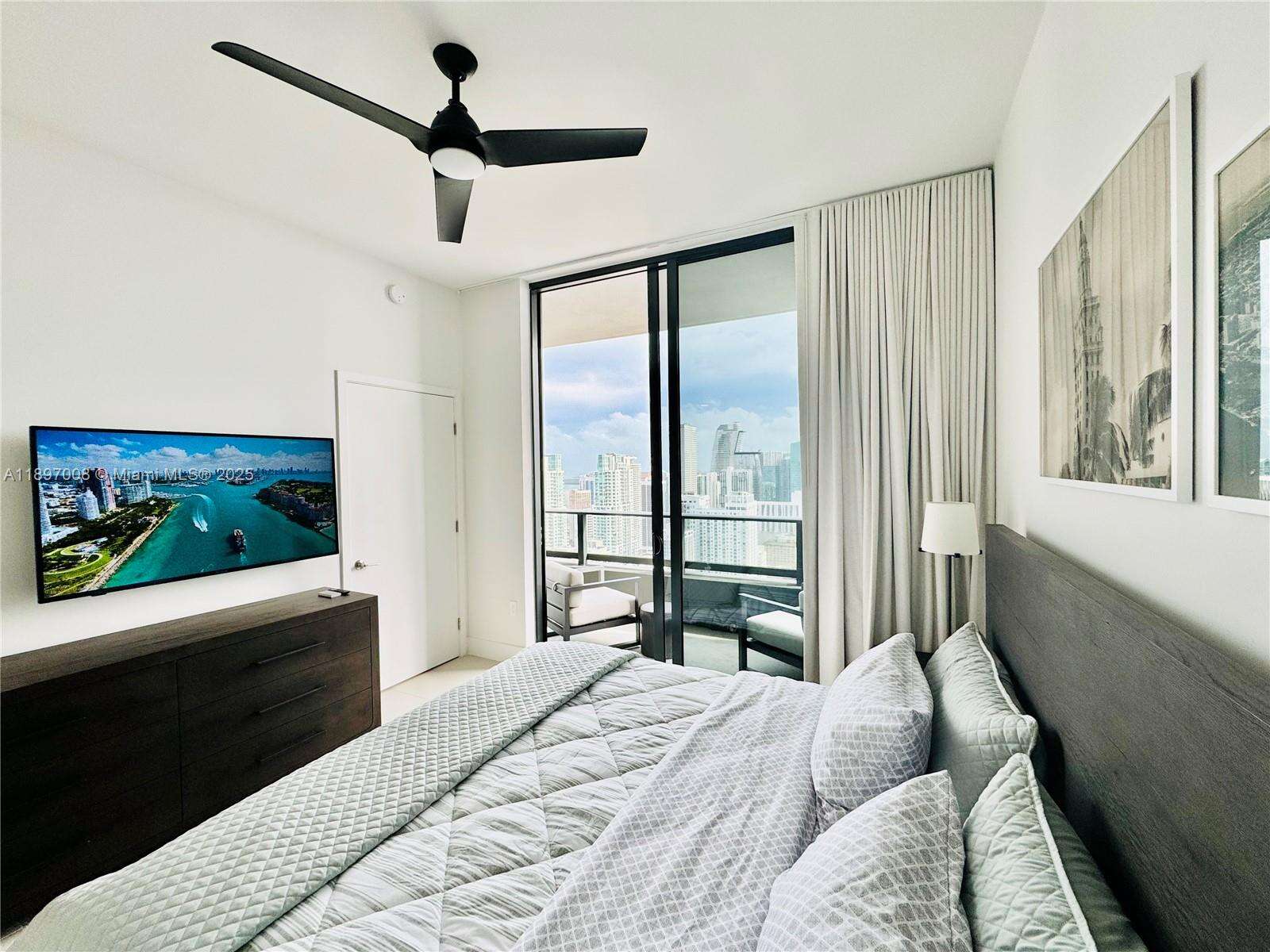 Natiivo | Gale Miami at 159 6 St, Miami, FL 33132 - For Rent photo 23