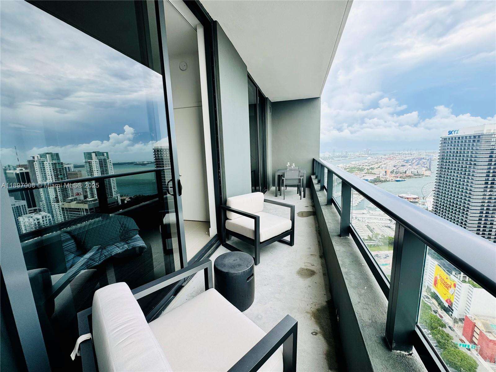 Natiivo | Gale Miami at 159 6 St, Miami, FL 33132 - For Rent photo 29