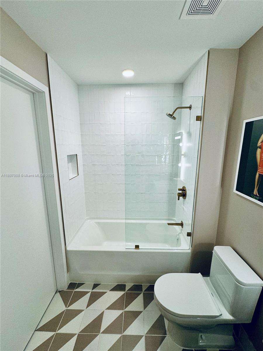 Natiivo | Gale Miami at 159 6 St, Miami, FL 33132 - For Rent photo 34